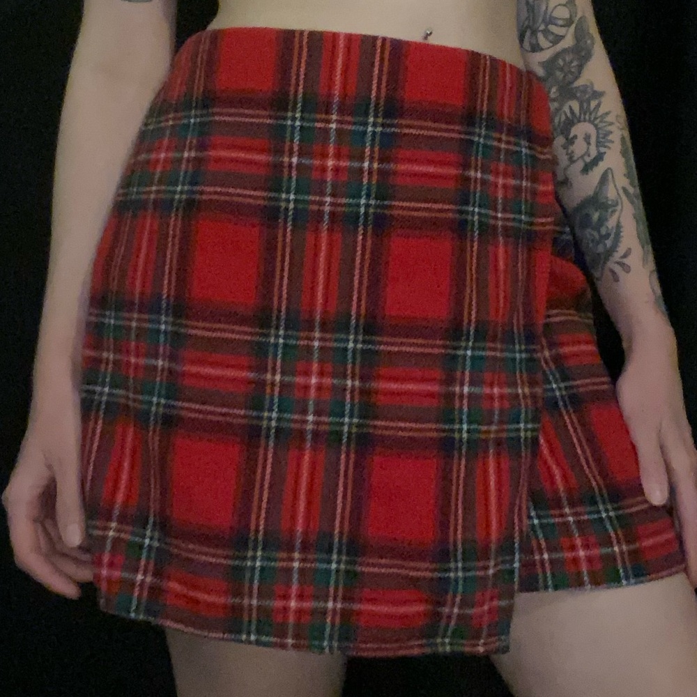 Red skirt
